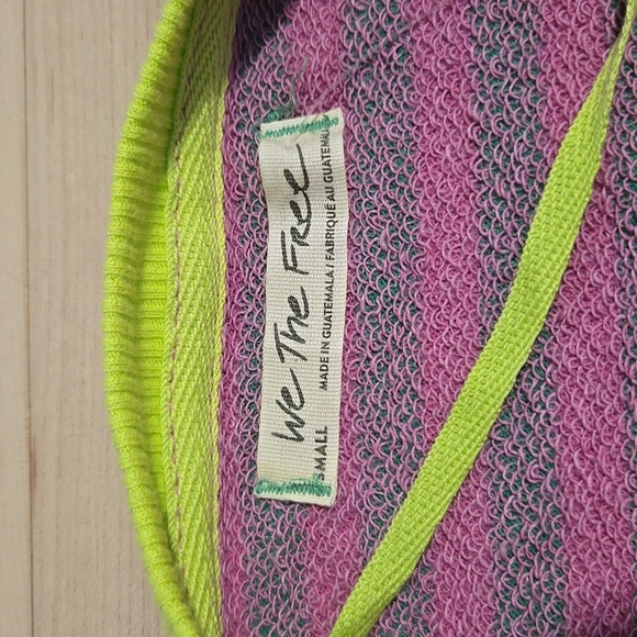 NWT We The Free Classic Striped Oversized Crewneck, Pink Combo, Size Small - Picture 2 of 4